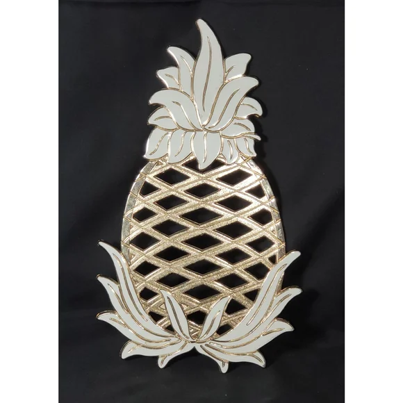 Vtg Japan WM A Rogers Pineapple Trivet Hot Plate Holder Wall Hanger Brass White - Picture 3 of 6
